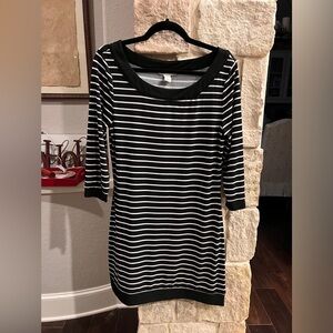 White House Black Market Size M Black White Striped Stretch Dress